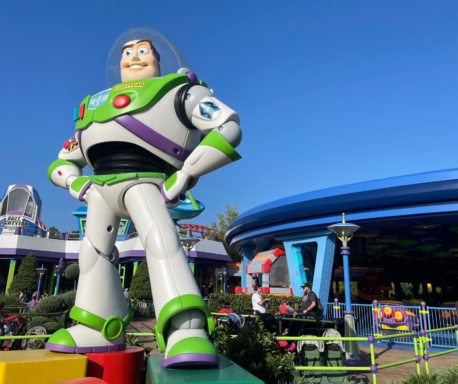 buzz lightyear in Hollywood Studios